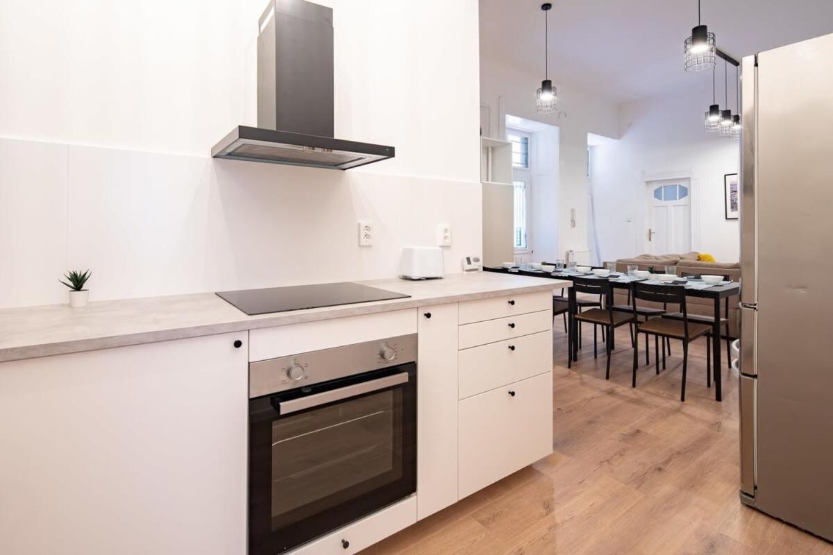 Apartmán - Large - Modern At River